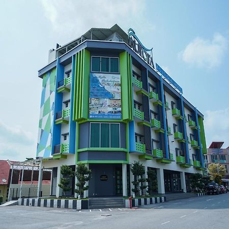 Aurora Boutique Hotel Bahau Екстер'єр фото