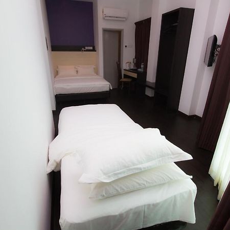 Aurora Boutique Hotel Bahau Екстер'єр фото