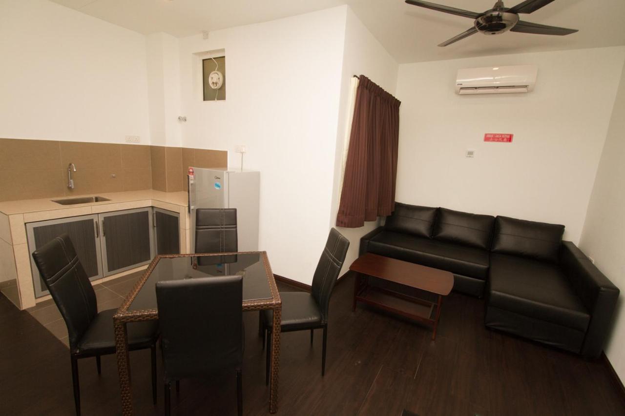 Aurora Boutique Hotel Bahau Екстер'єр фото
